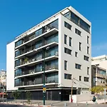Hilton Bay Apartment With The Shelter